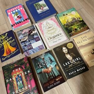 Collection of Fiction and Non-Fiction Books, Fashion, Aimee Song & Megan Hess